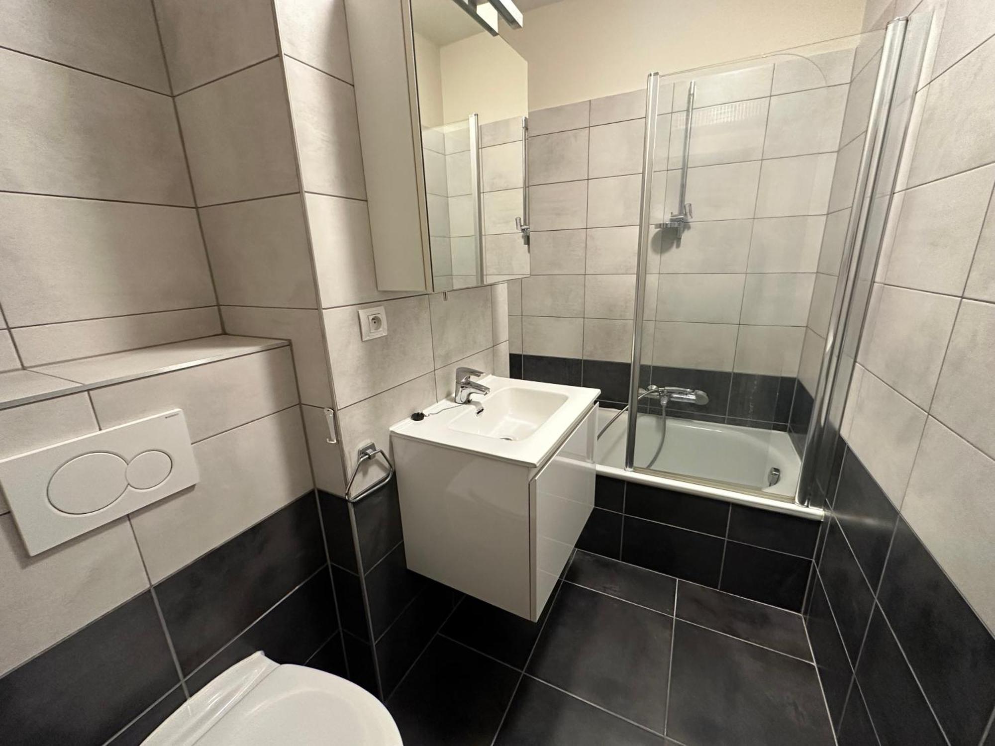 Apartment With Balcony In Brussels Center מראה חיצוני תמונה