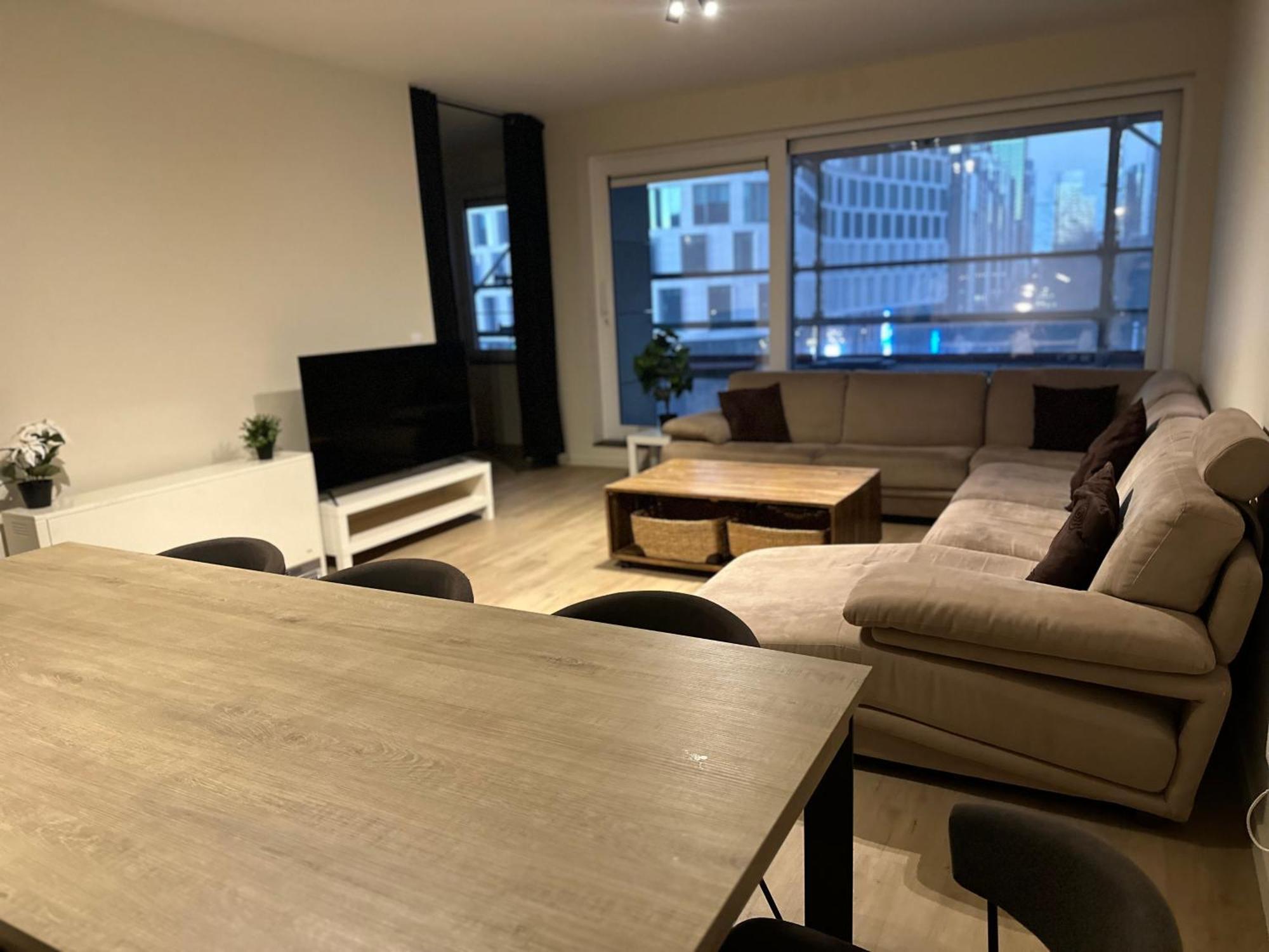 Apartment With Balcony In Brussels Center מראה חיצוני תמונה