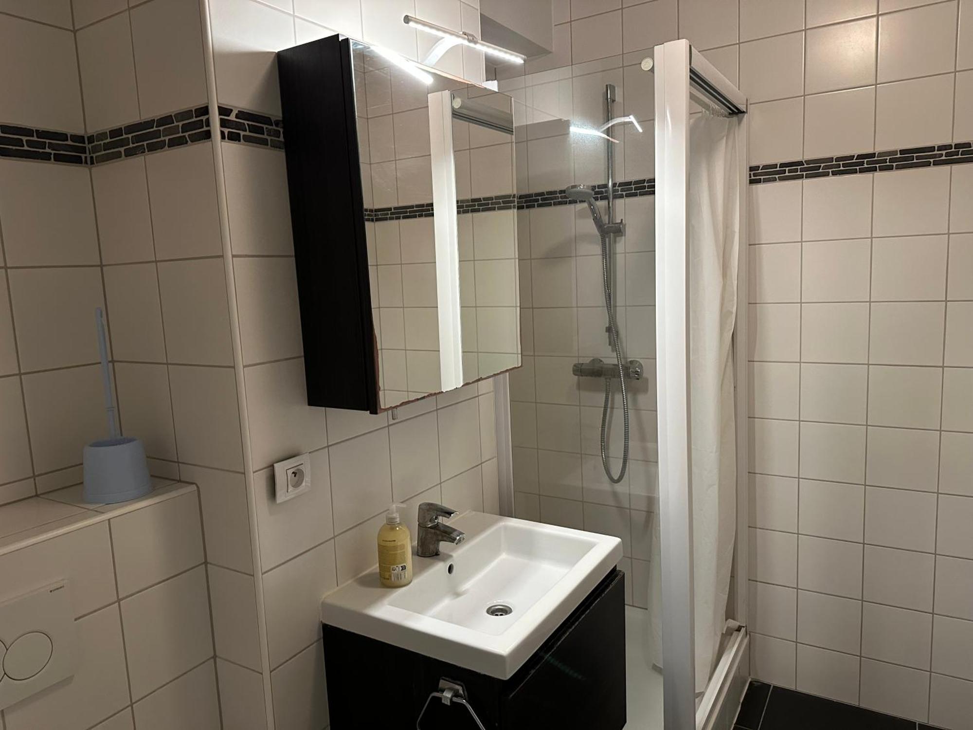 Apartment With Balcony In Brussels Center מראה חיצוני תמונה