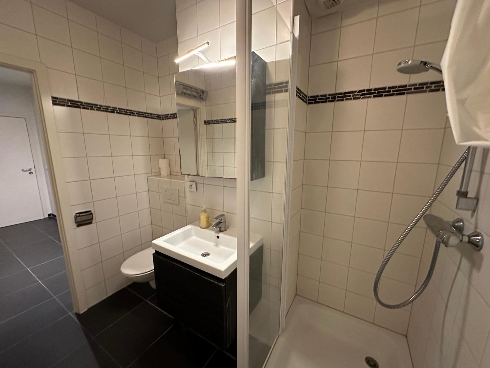 Apartment With Balcony In Brussels Center מראה חיצוני תמונה